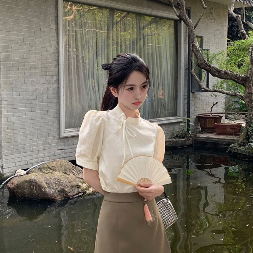 小个子2026夏季国风浮雕肌理少女...