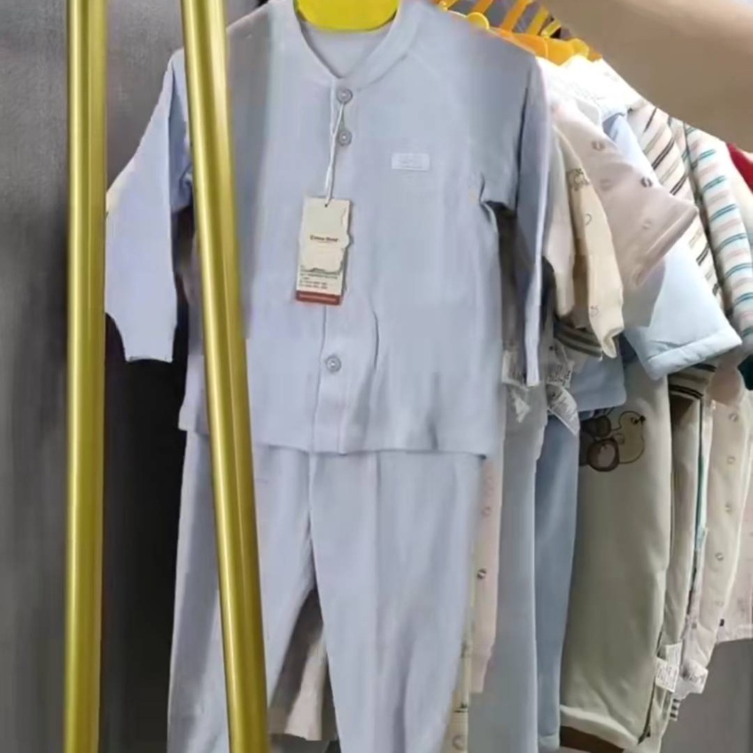 小冰熊(三苑宜友）品牌婴幼儿服装1...